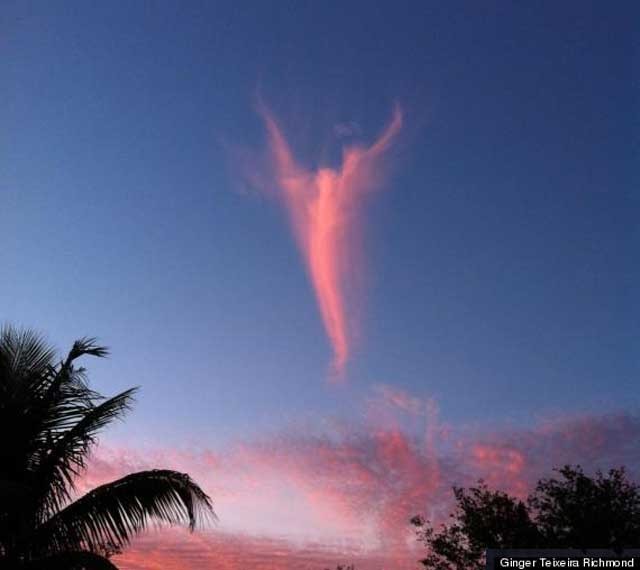 'Angel' Seen in Florida Sky After Pope is Named : US : Latinos Post