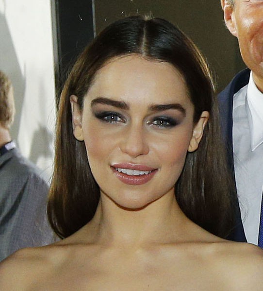 Game Of Thrones Actress Emilia Clarke Named Esquire S Sexiest Woman