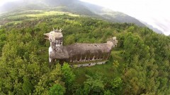 There's an Abandoned Chicken-Shaped Church Deep in an Indonesian Jungle